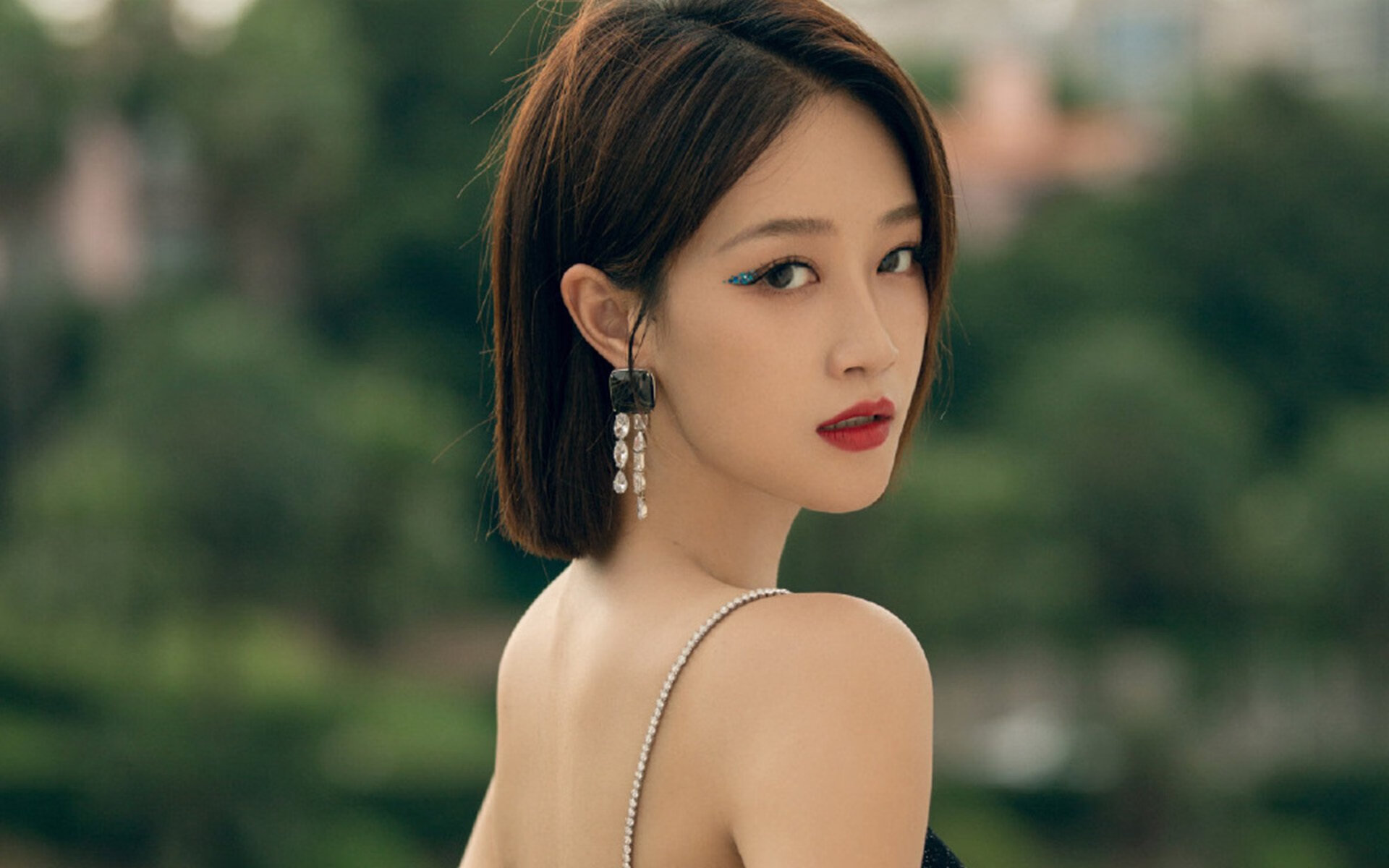 爱游戏在线登录入口-国足发布全新训练手册聚焦体能与协同，国足训练课视频