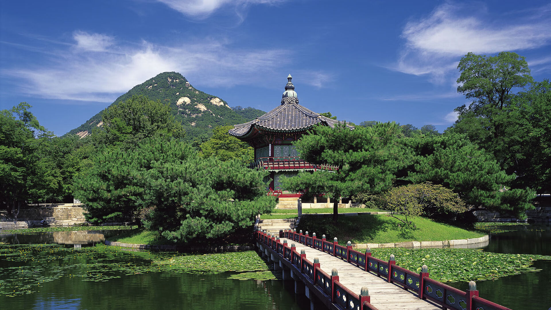 爱游戏官方网站入口登录-意甲联赛中出现多场逆转比赛，意甲转会最新动态